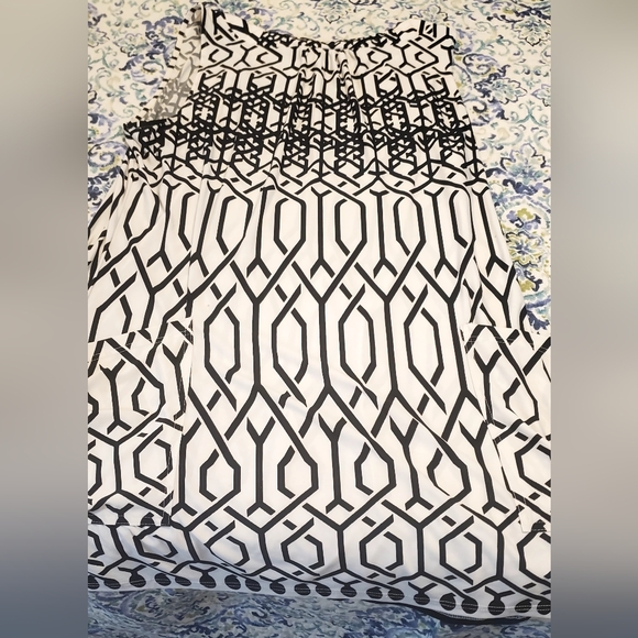 Saint Tropez West Black and White Patterned Mini Dress - Picture 5 of 6